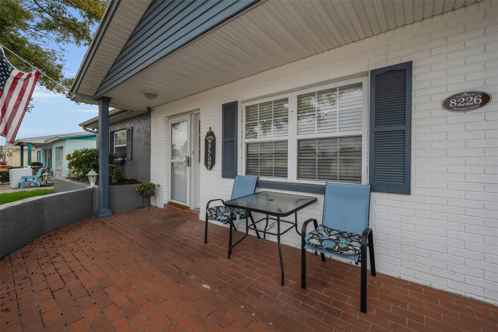 THE LAKES - Residential