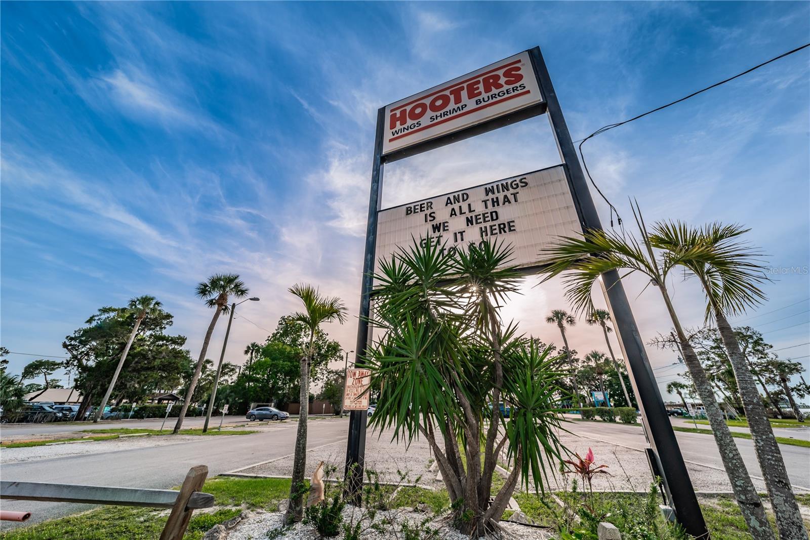 THE LAKES - Residential