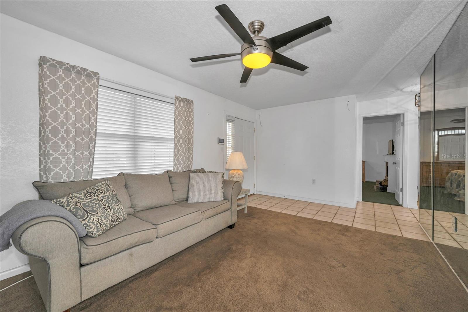 THE LAKES - Residential