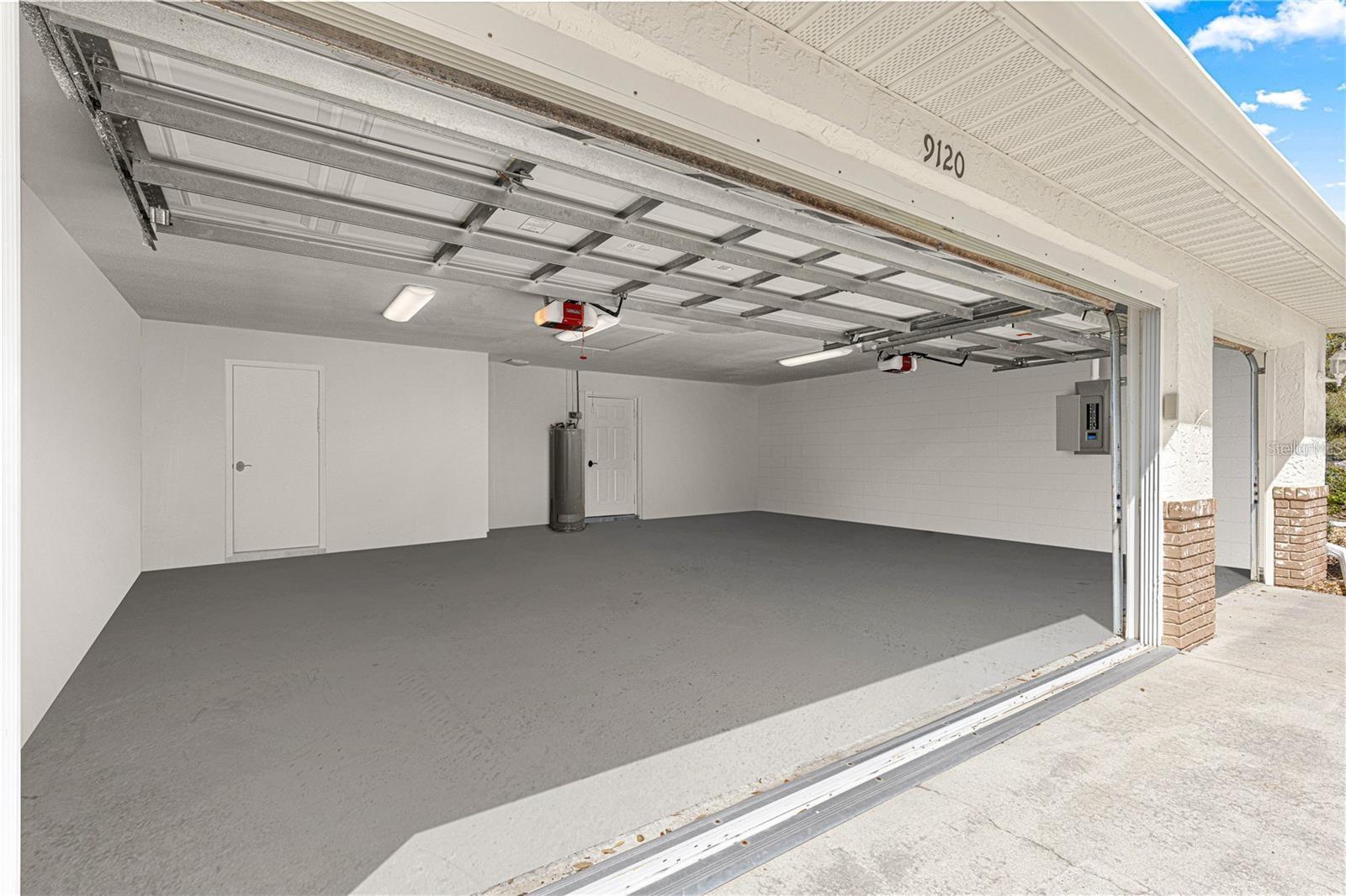 ON TOP OF THE WORLD - Residential