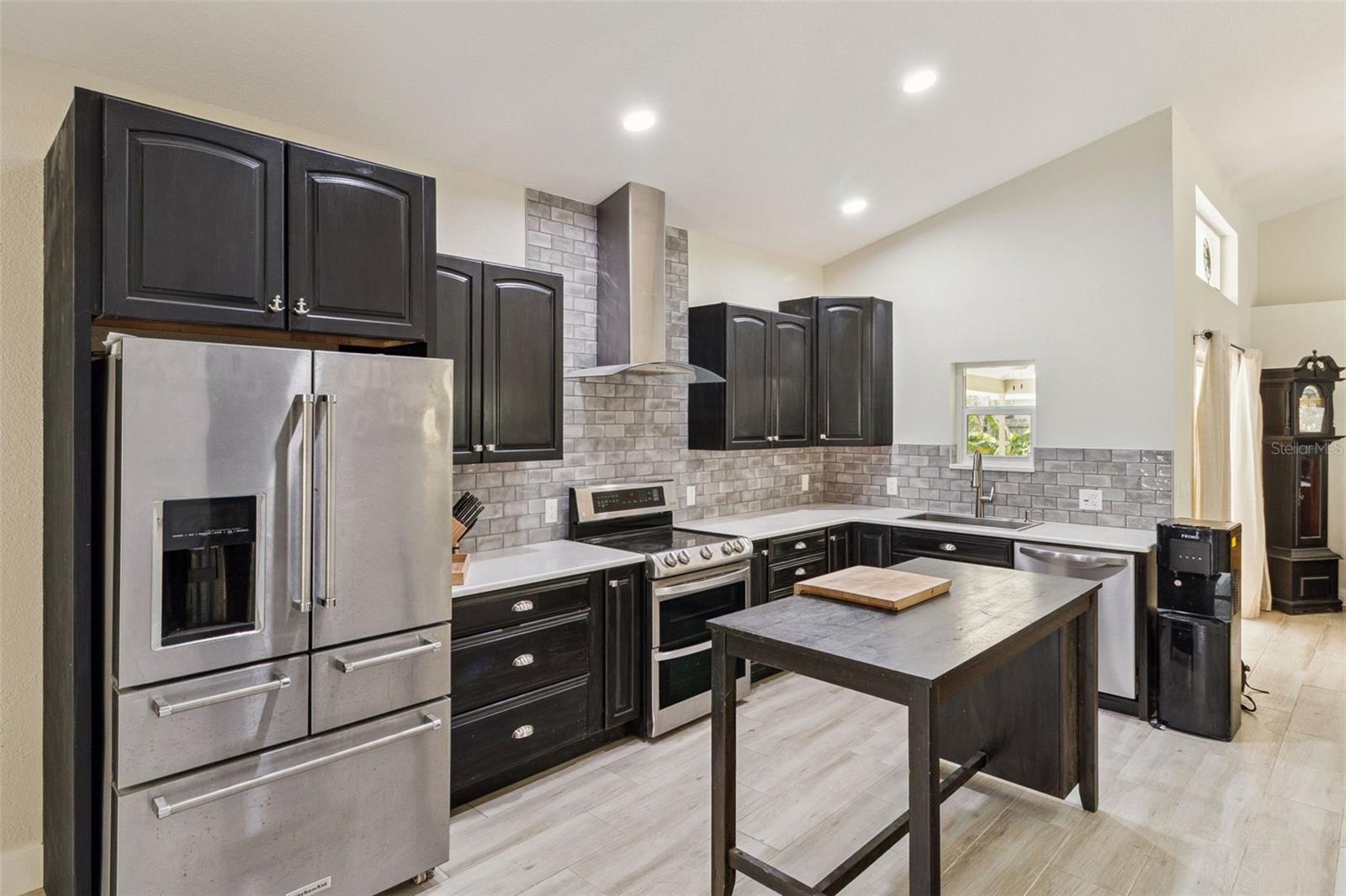 105 TRADEWINDS TER