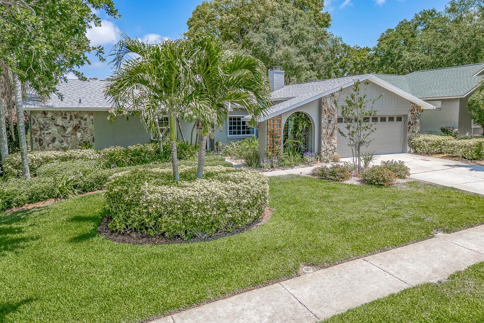 View PALM HARBOR, FL 34683 house