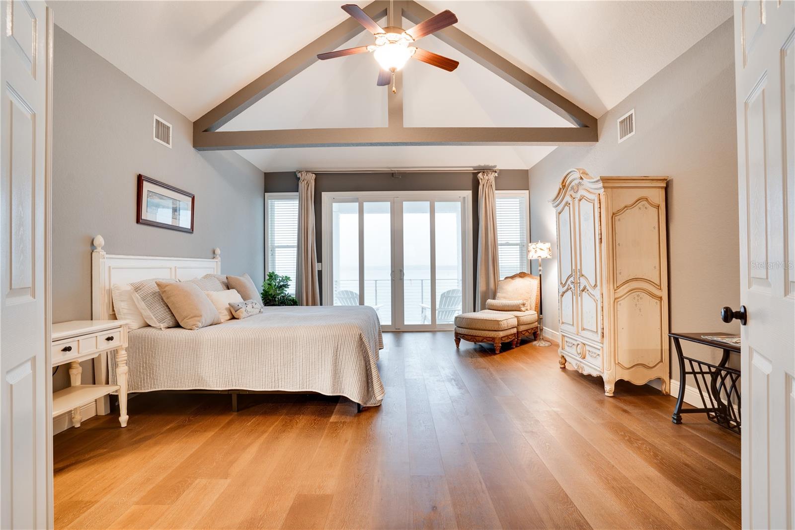 PAGES REP OF MITCHELLS BEACH 2 - Residential