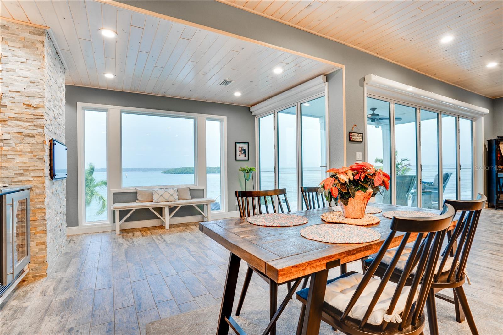 PAGES REP OF MITCHELLS BEACH 2 - Residential