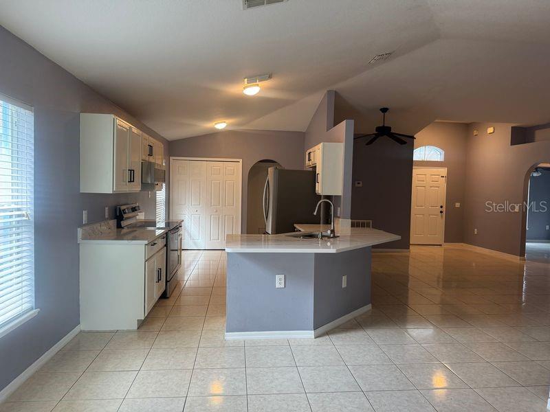 SUNCOAST POINTE VILLAGES 2A 2B & 03 - Residential Lease