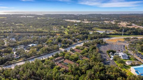 A home in PALM HARBOR