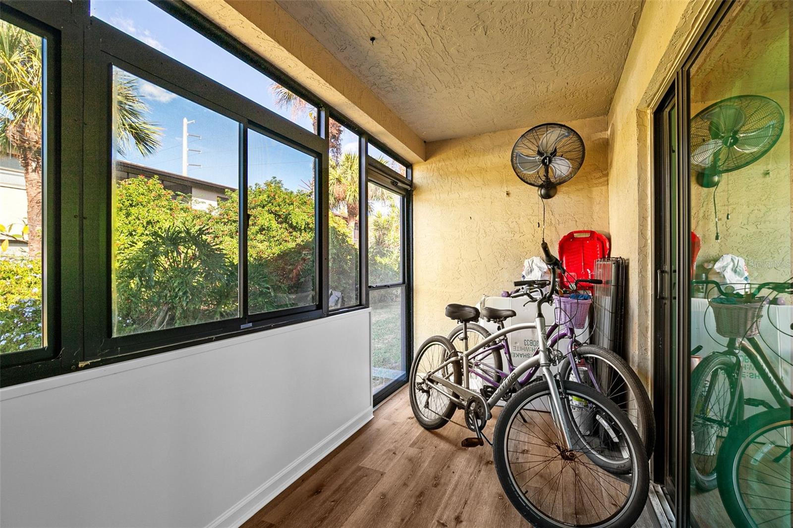 GULF GATE GARDENS - Residential