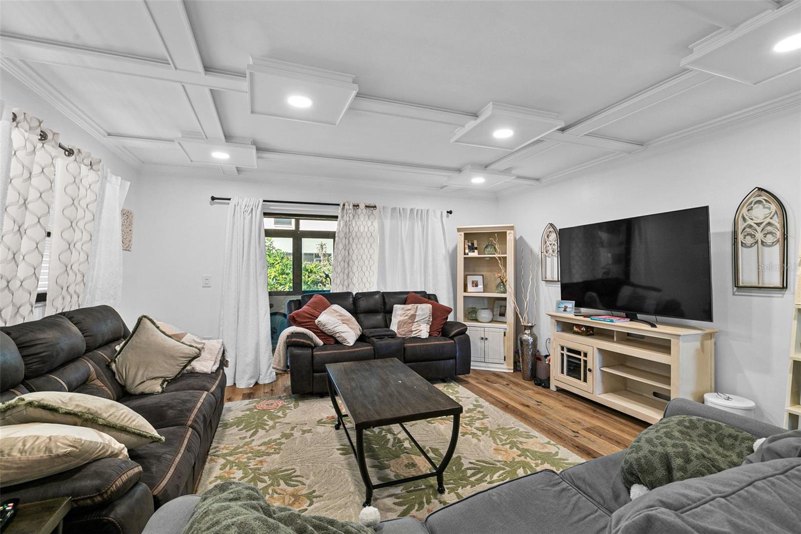 GULF GATE GARDENS - Residential