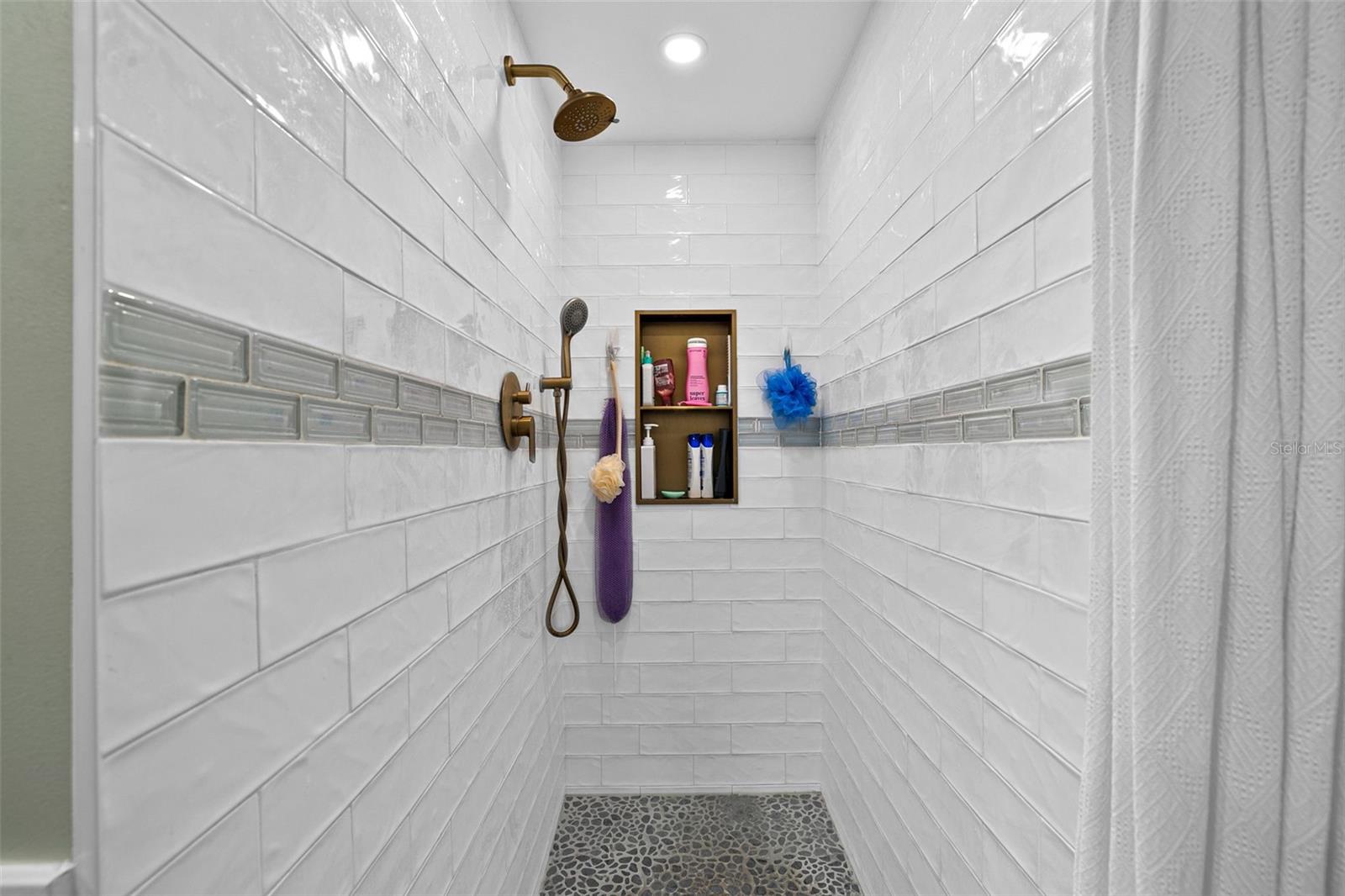 GULF GATE GARDENS - Residential