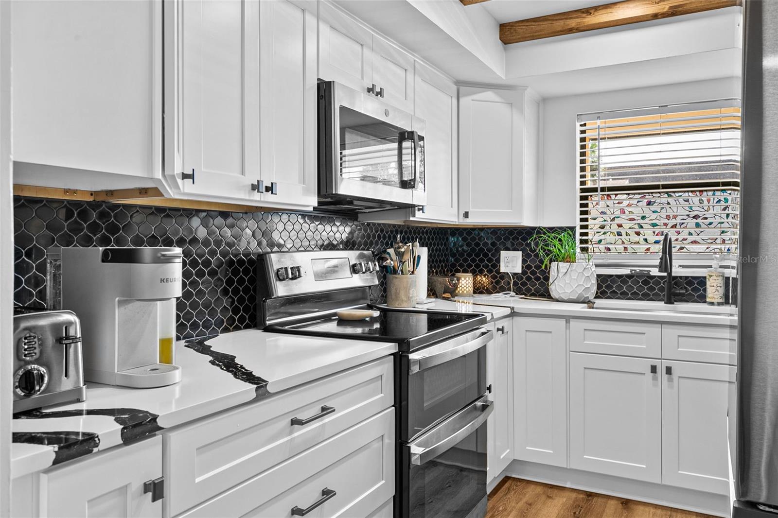 GULF GATE GARDENS - Residential