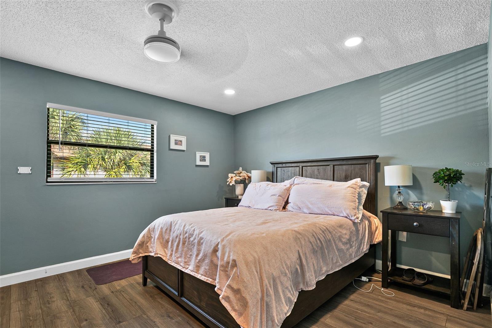 GULF GATE GARDENS - Residential