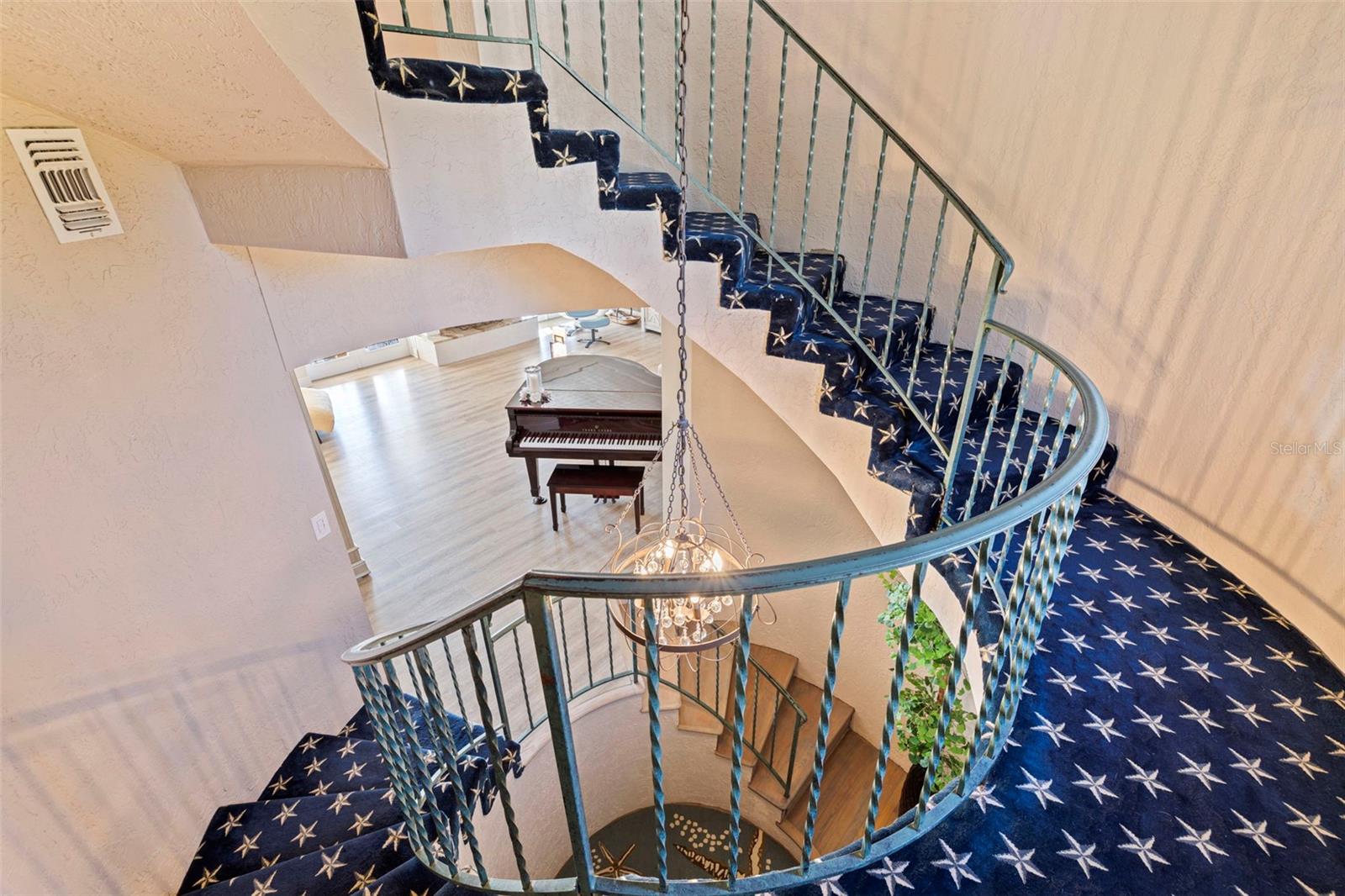 TIERRA VERDE UNIT 1 1ST REP - Residential