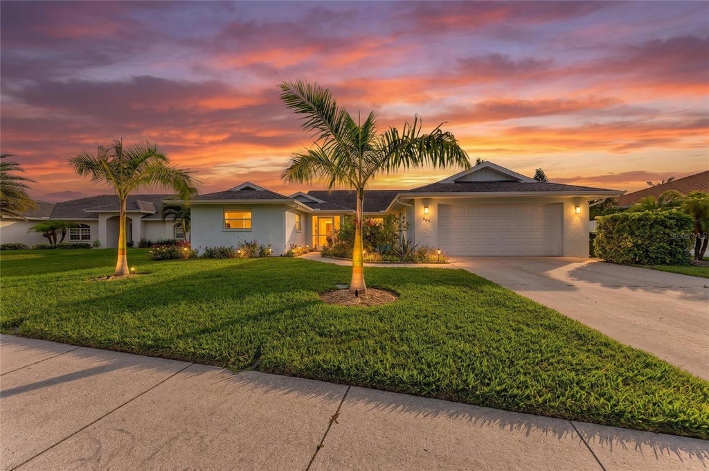 Photo of 405 Bayside Lane, Nokomis, FL 34275 (MLS # A4695801)