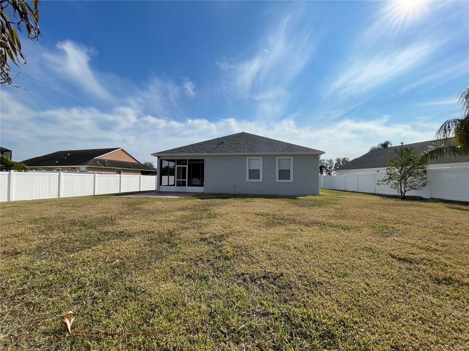 LAKESIDE PRESERVE - Residential