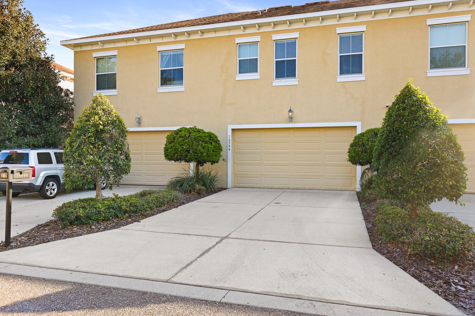 FISHHAWK RANCH TOWNCENTER PHAS - Residential