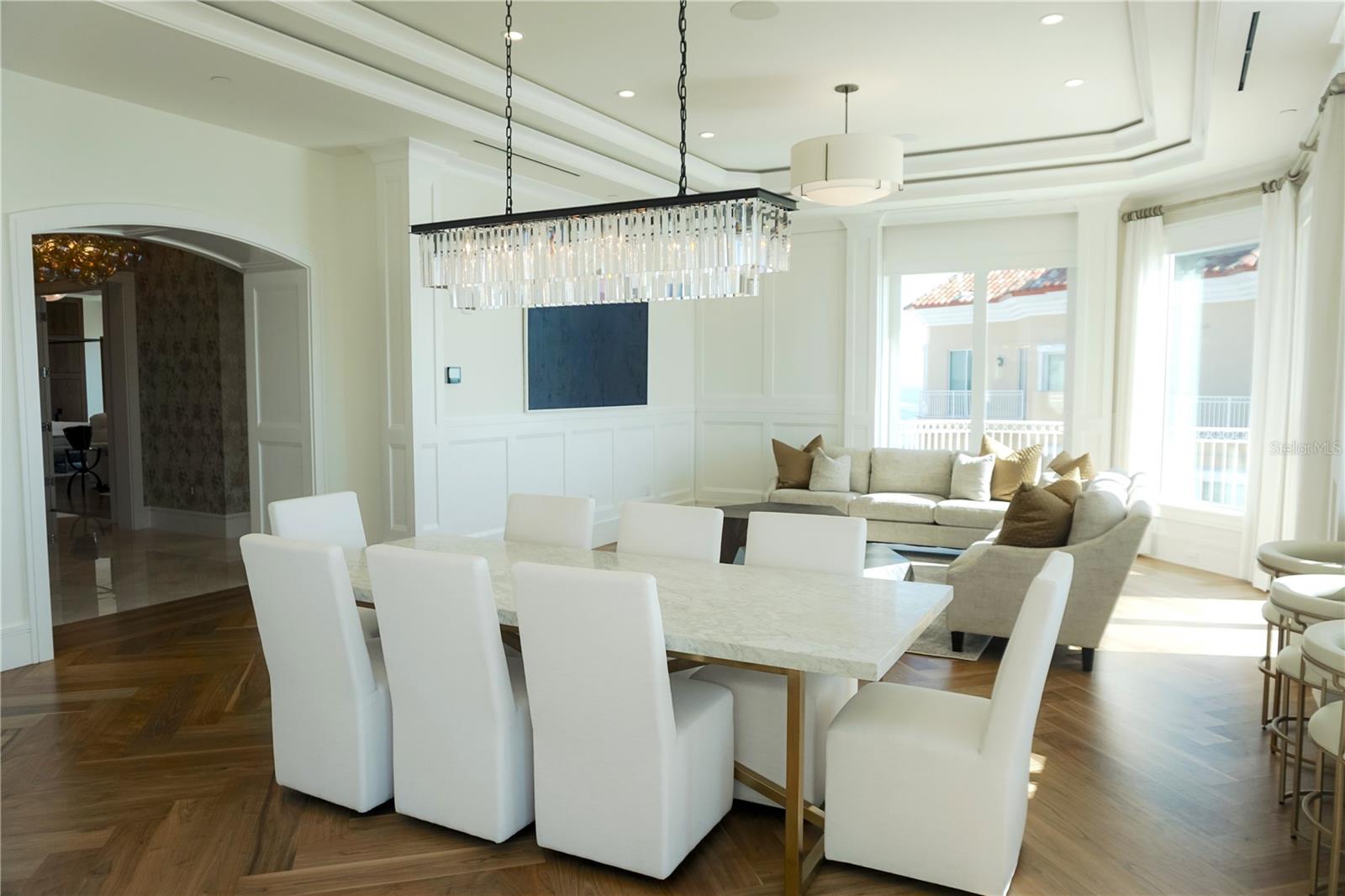 555 5TH AVENUE NE 1302