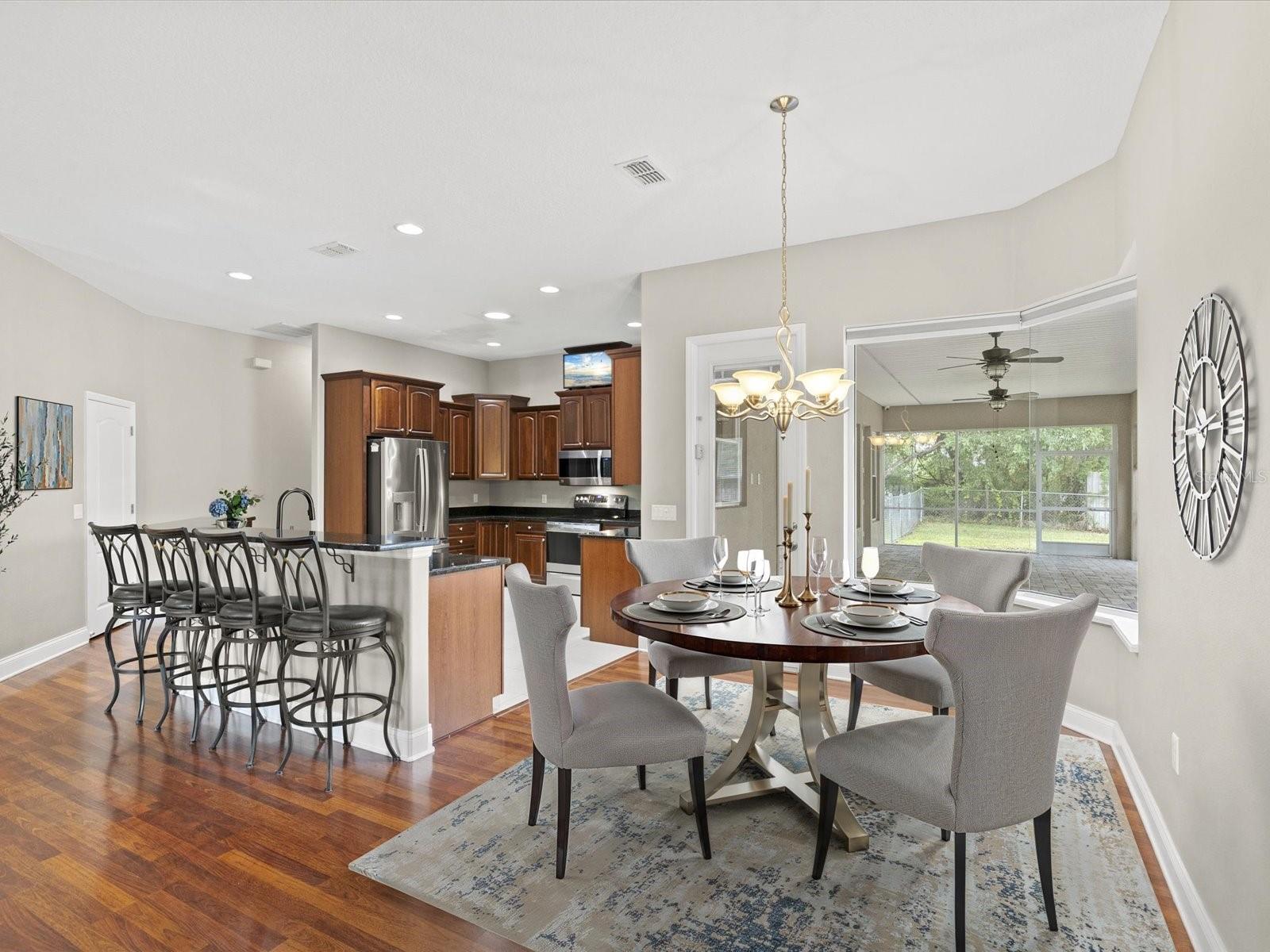 ROYAL HIGHLANDS - Residential