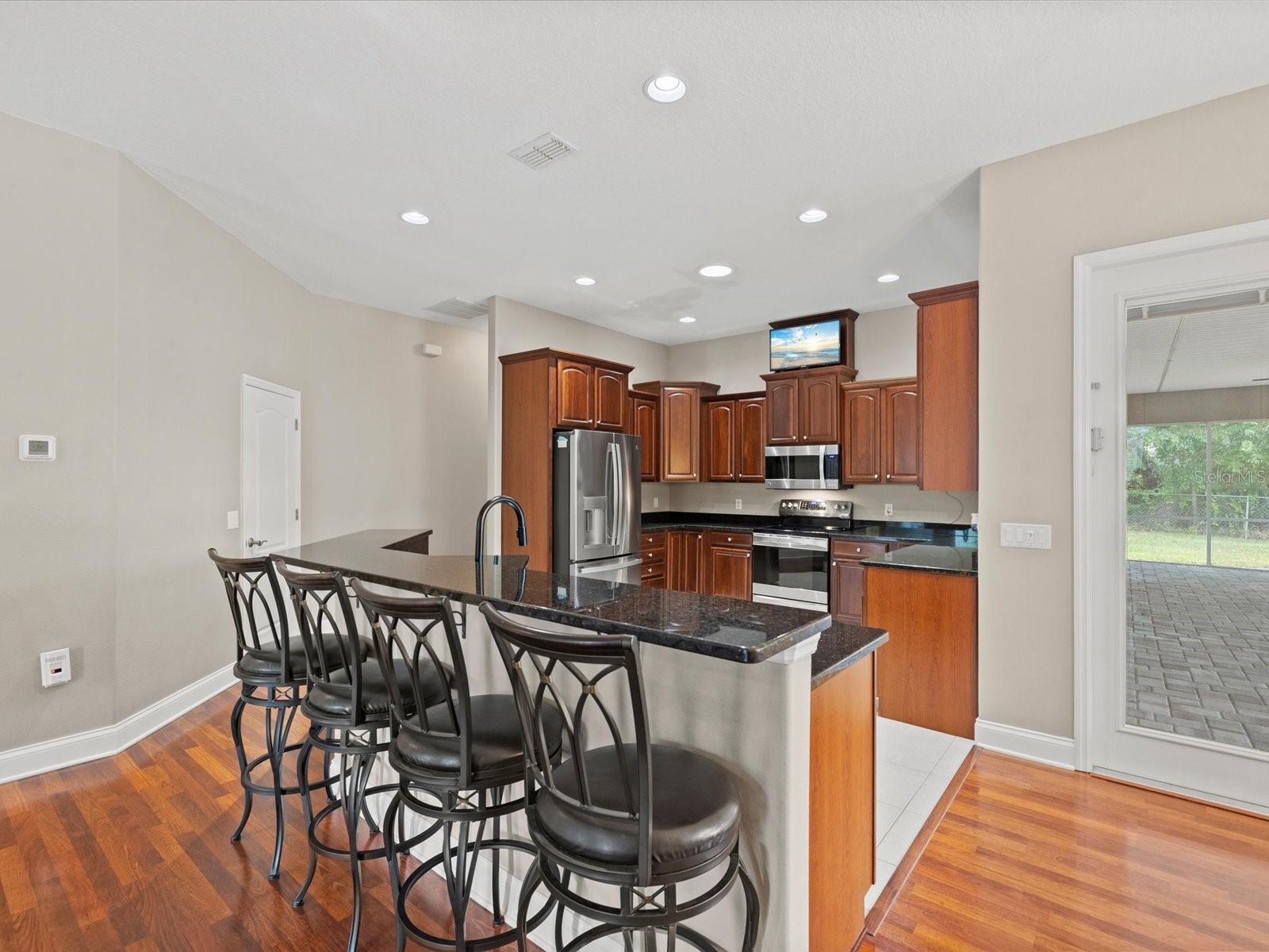ROYAL HIGHLANDS - Residential