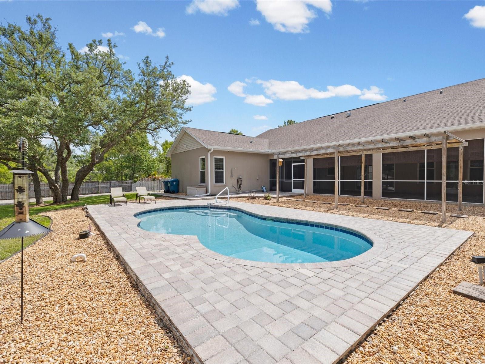 ROYAL HIGHLANDS - Residential