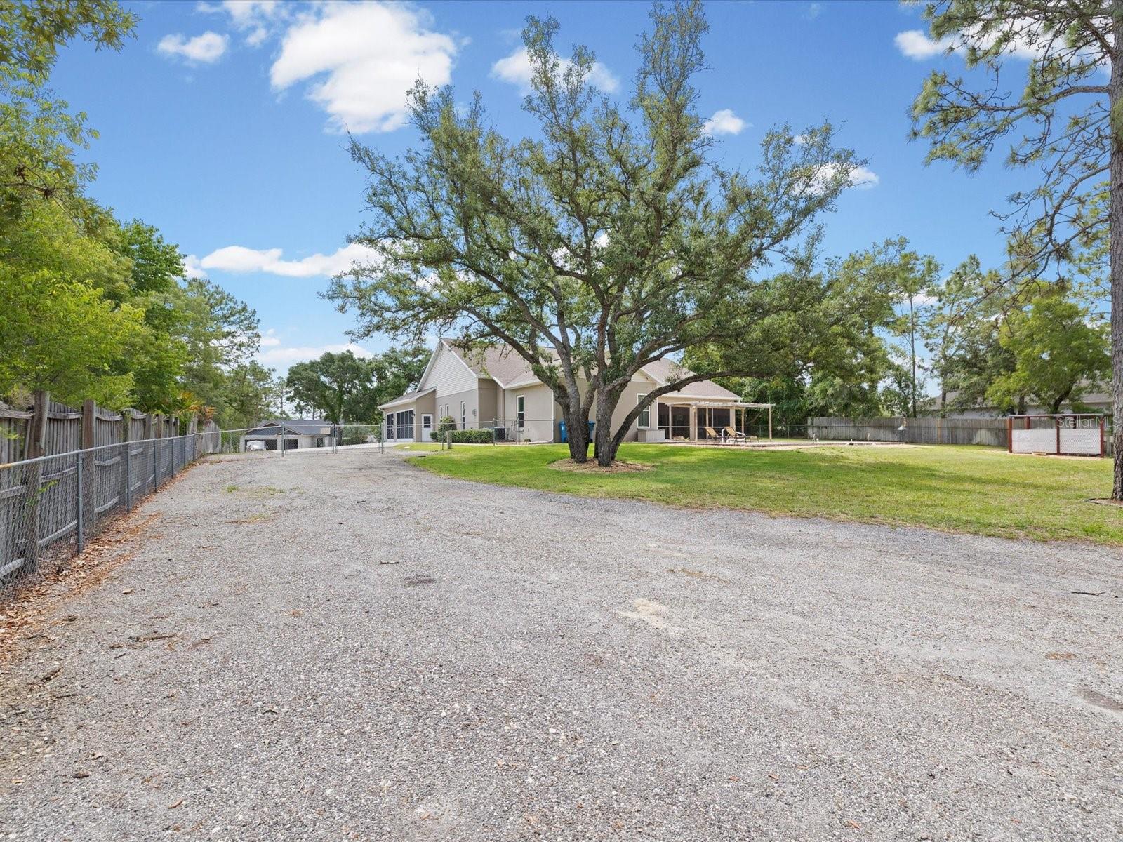 ROYAL HIGHLANDS - Residential