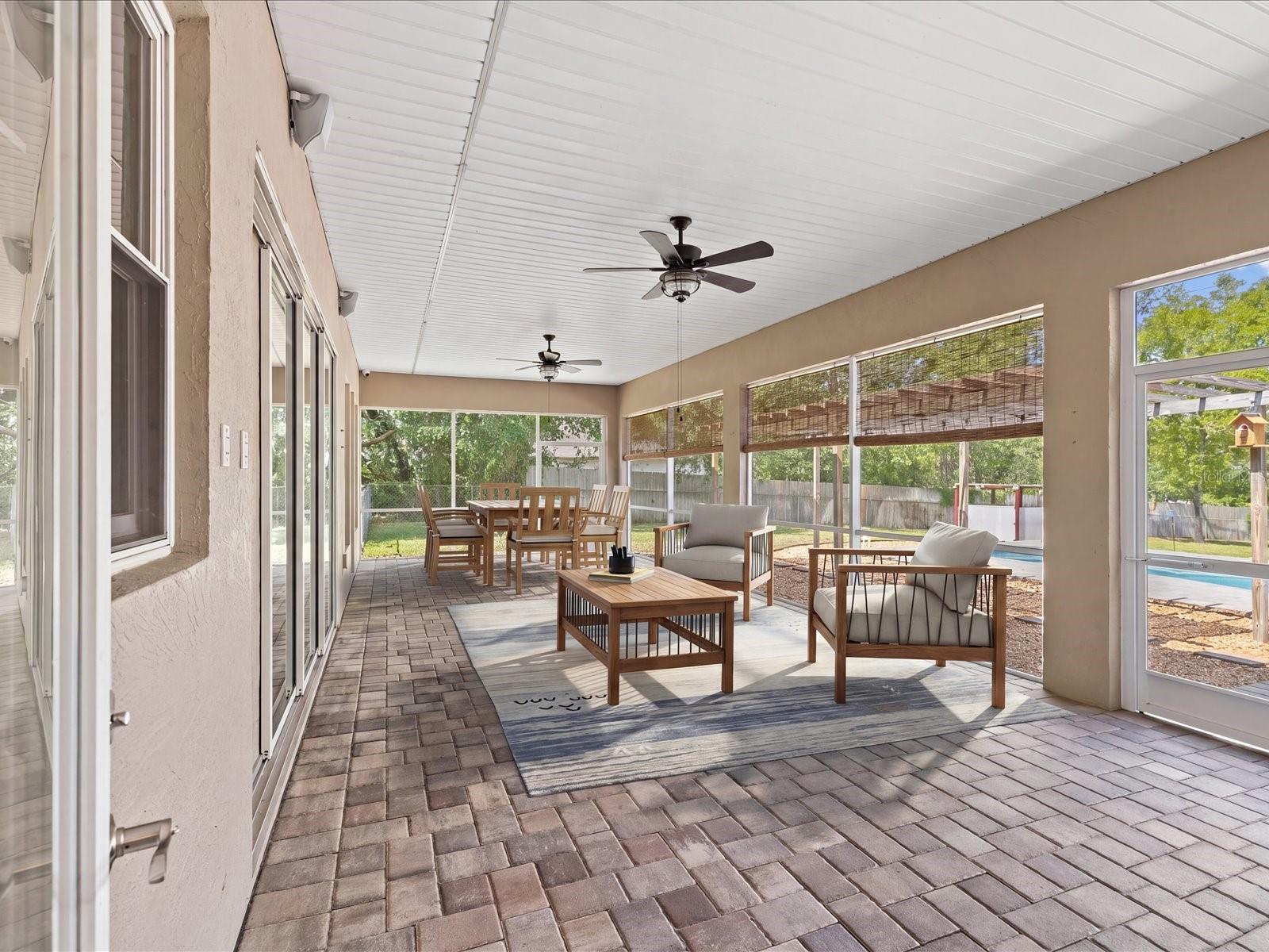 ROYAL HIGHLANDS - Residential