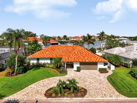 Photo of 5962 Leeland Street S, St Petersburg, FL 33715 (MLS # TB8550470)
