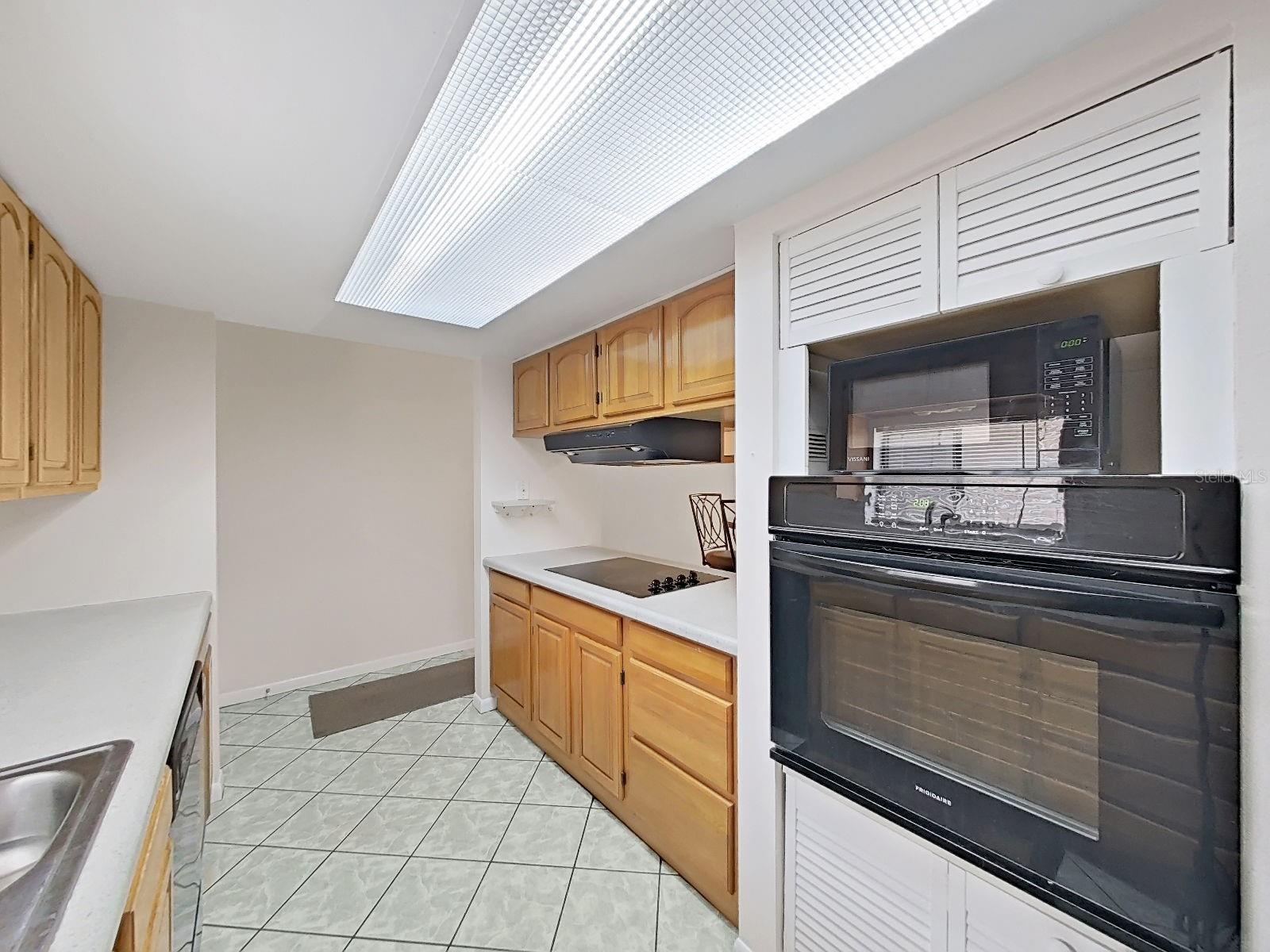 MEADOWOOD CONDO VILLAGE - Residential