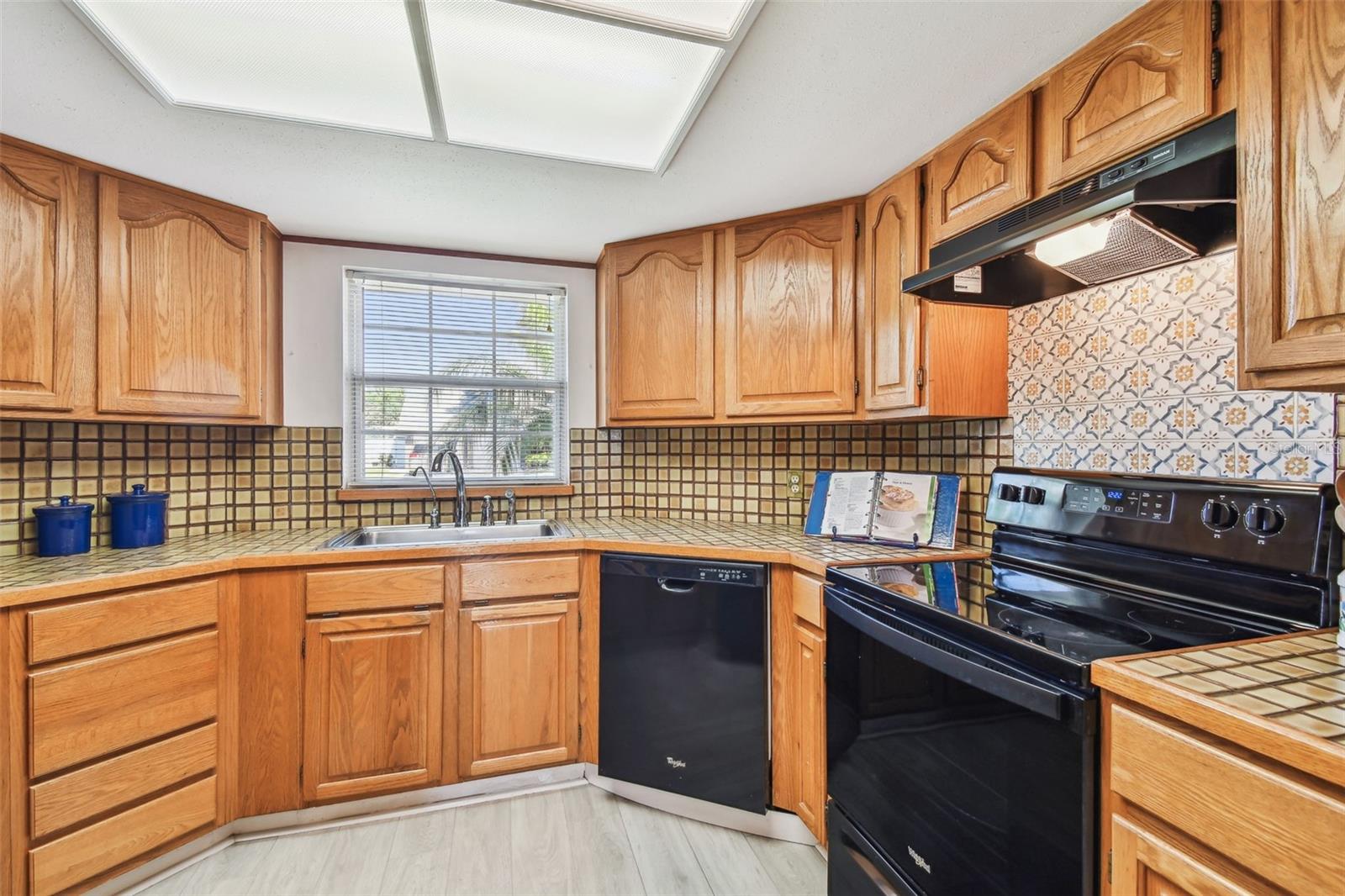 12520 SAINT CHARLOTTE DRIVE