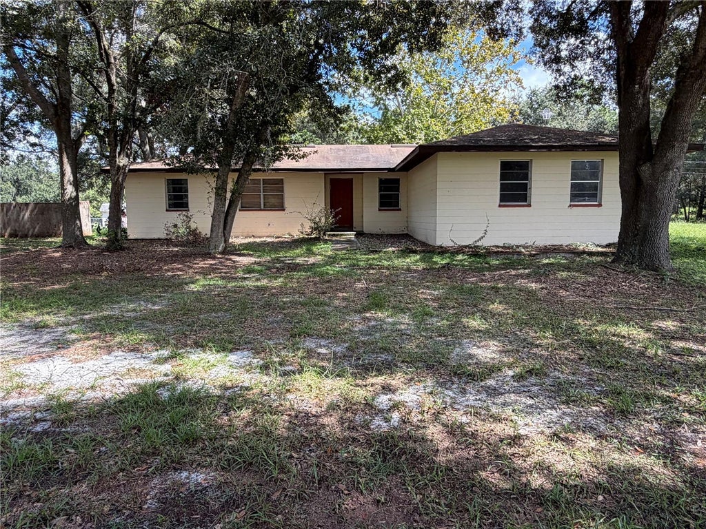 Photo of 2315 Woods Trail, Lakeland, FL 33809 (MLS # L4965500)