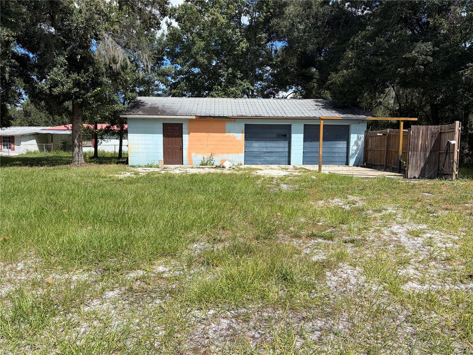 2315 WOODS TRAIL