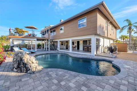 521 CUMMINGS STREET SARASOTA FL 34242
