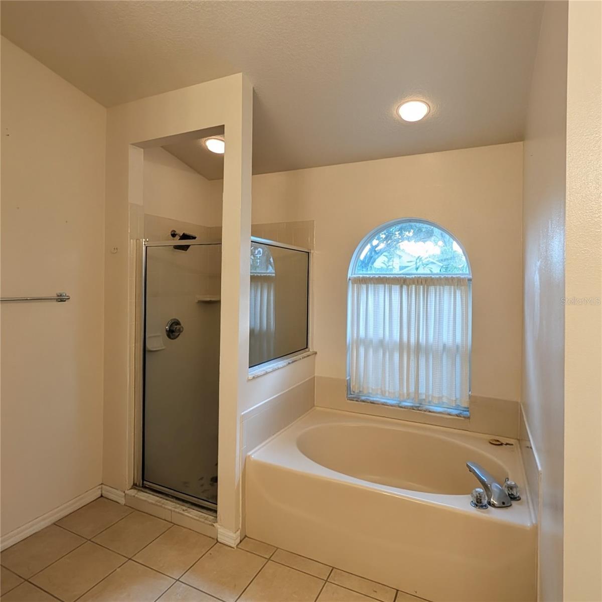 ARBOR GREENE PH 5 UNITS 1 A - Residential Lease