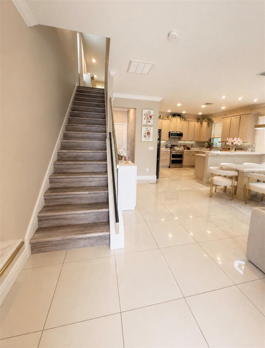 8630 POWDER RIDGE TRAIL