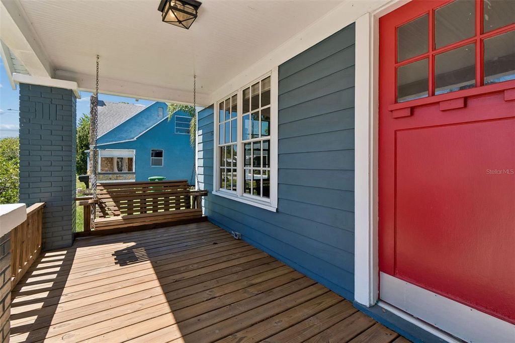 Photo of 310 E Paris Street, Tampa, FL 33604 (MLS # TB8489851)