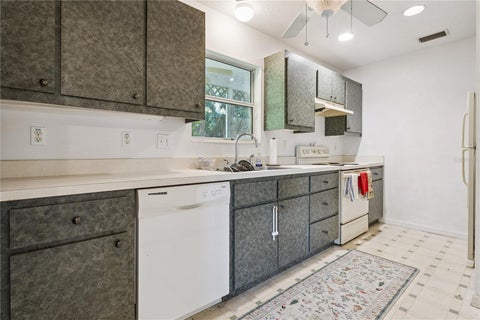 Tiny photo for 1505 E Crooked Lake Drive, Eustis, FL 32726 (MLS # O6446420)