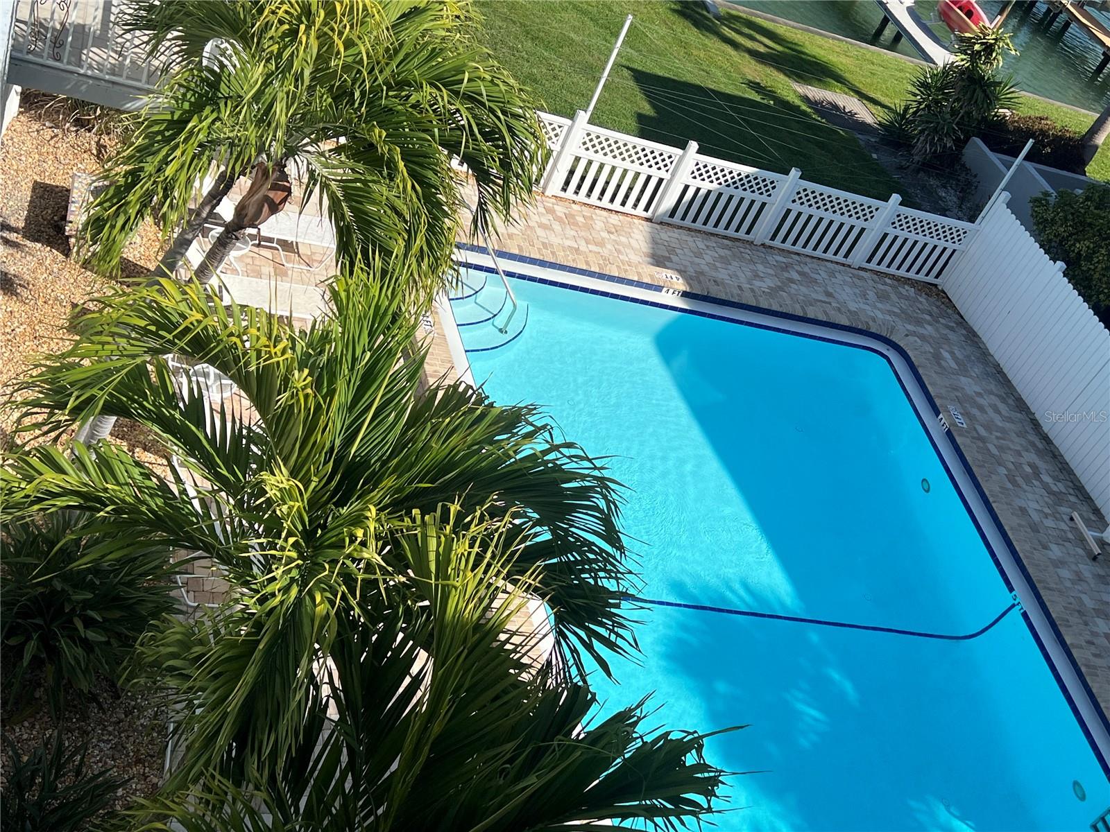 TIERRA I CONDO - Residential