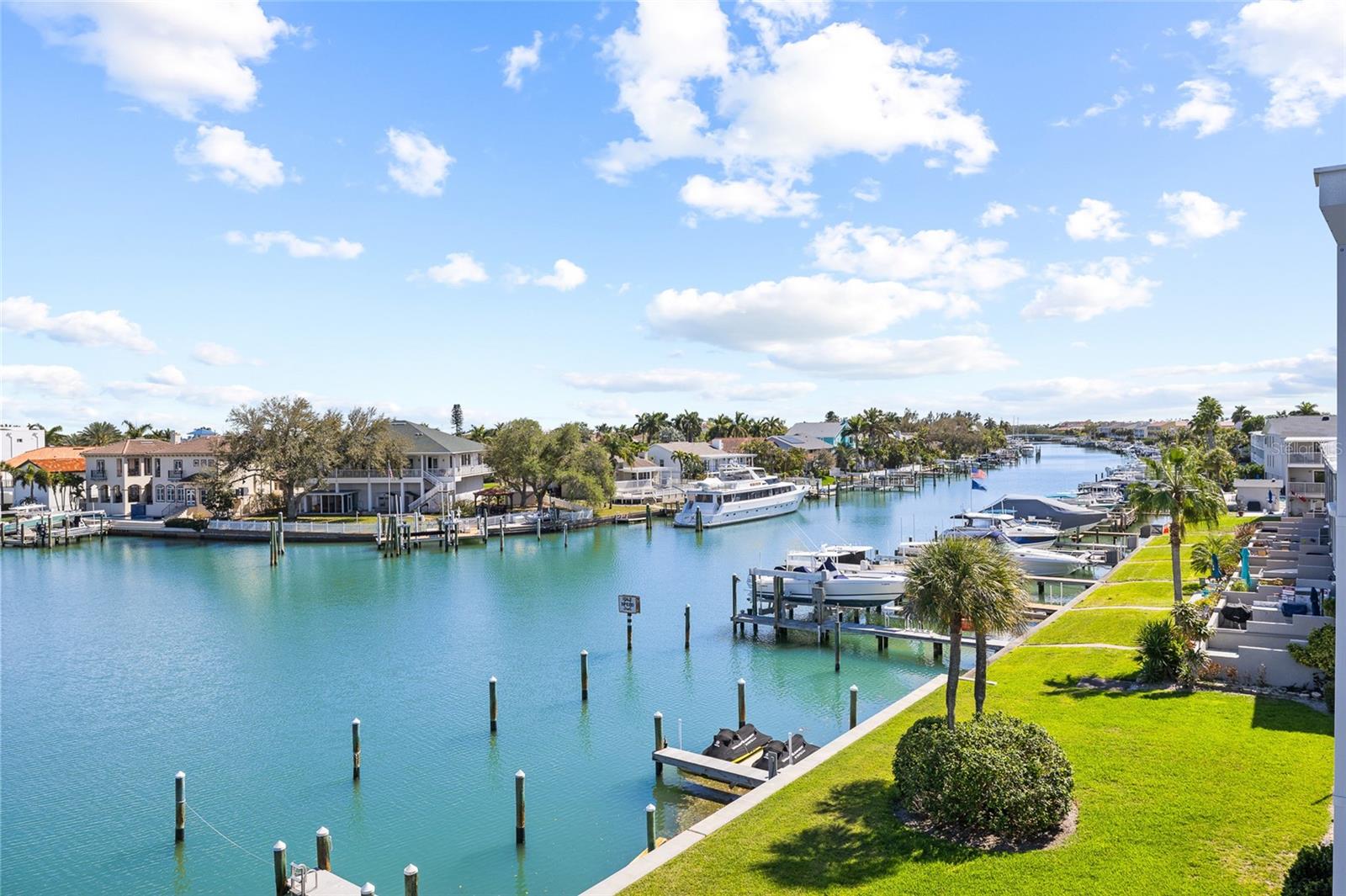 TIERRA I CONDO - Residential