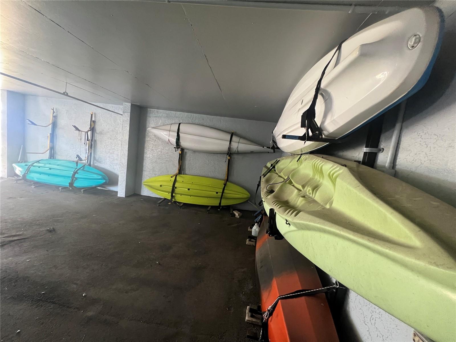 TIERRA I CONDO - Residential