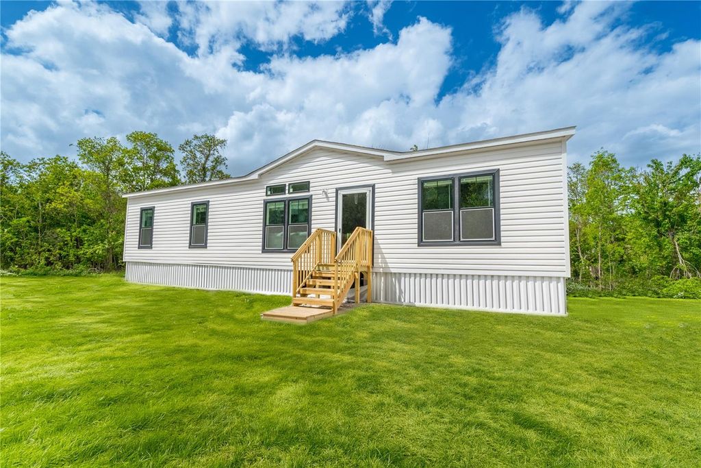 Photo of 14543 SE County Road 230a, Starke, FL 32091 (MLS # GC539125)