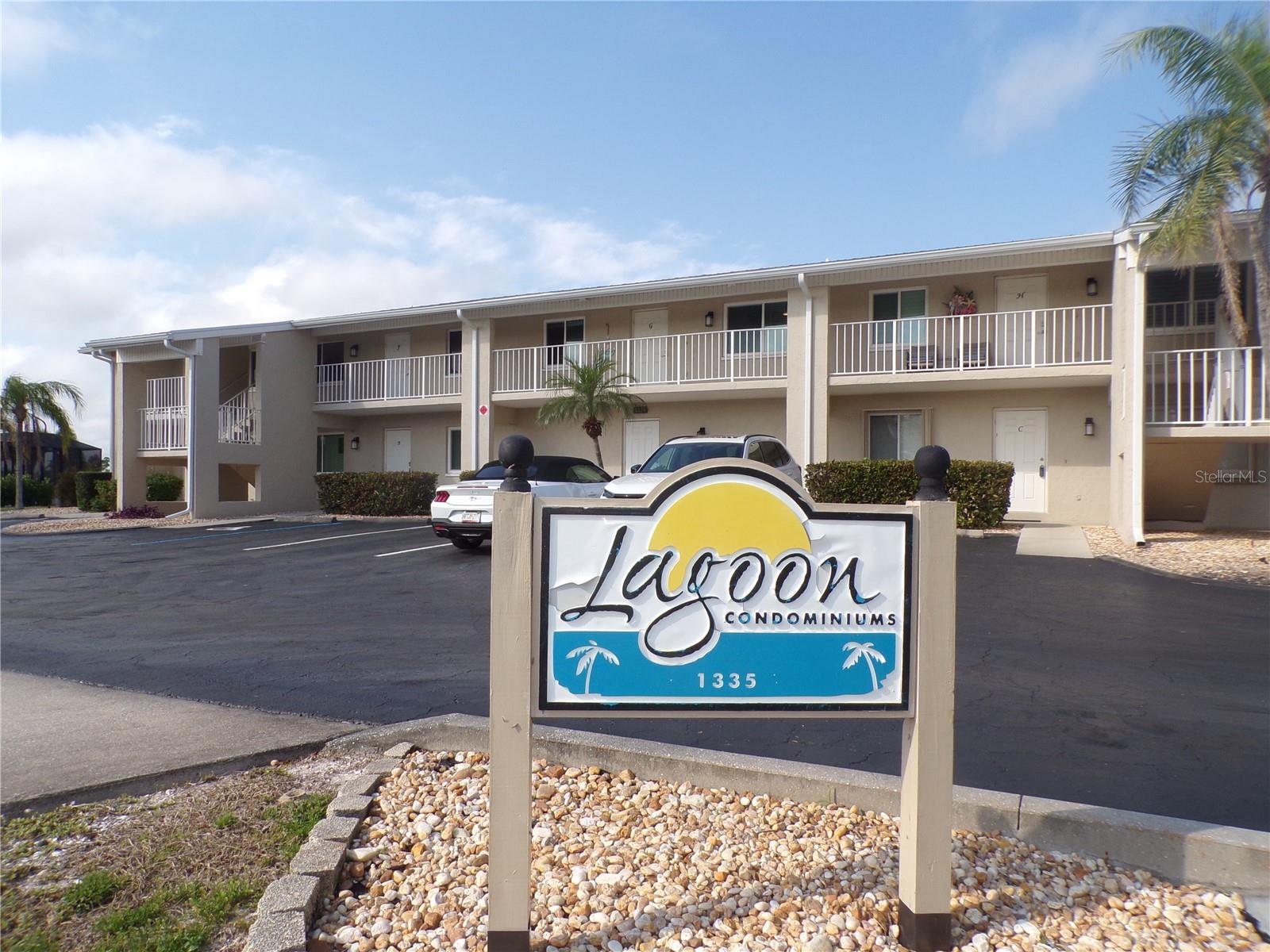 LAGOON CONDOMINIMUM - Residential Lease