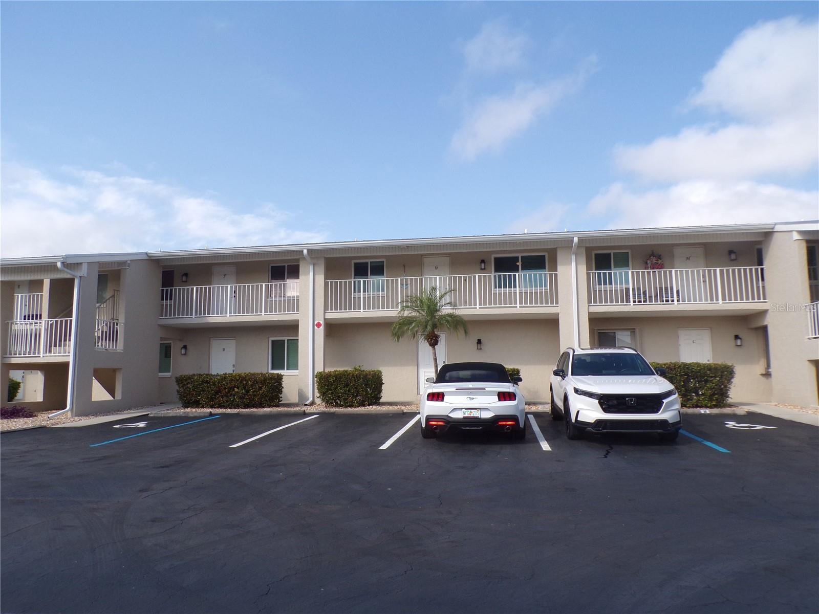 LAGOON CONDOMINIMUM - Residential Lease