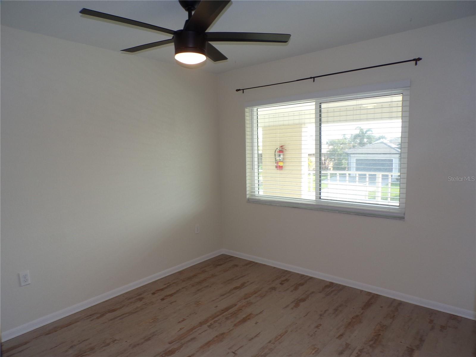 LAGOON CONDOMINIMUM - Residential Lease