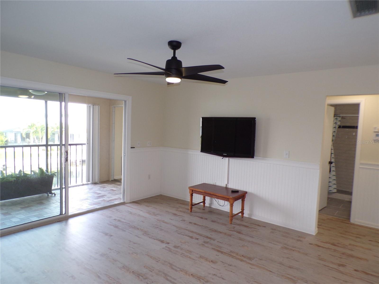 LAGOON CONDOMINIMUM - Residential Lease