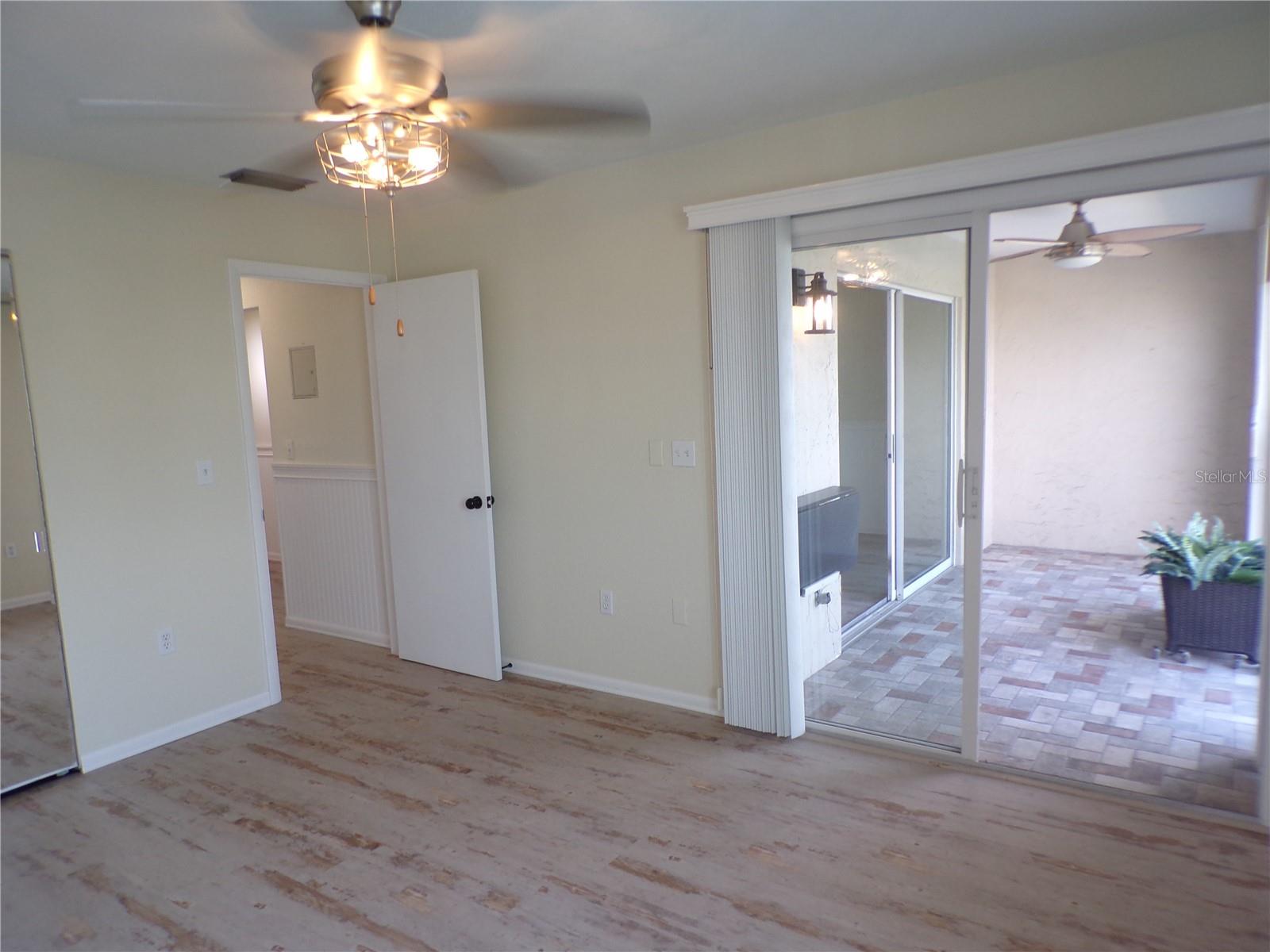 LAGOON CONDOMINIMUM - Residential Lease