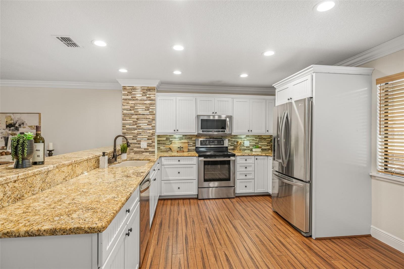 VILLAGE OF PARADISE ISLAND - Residential