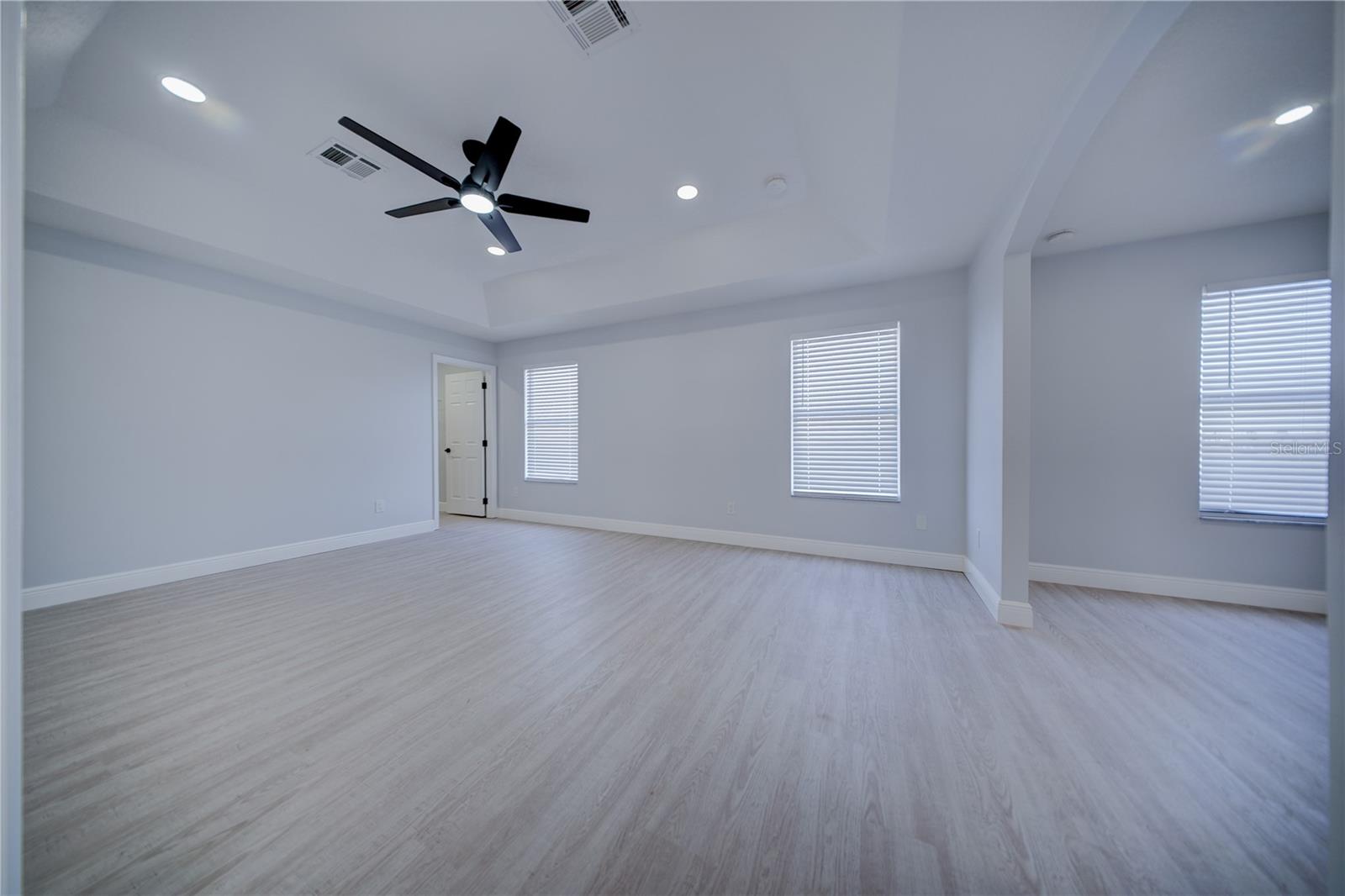 BRIGHTON LAKES - Residential