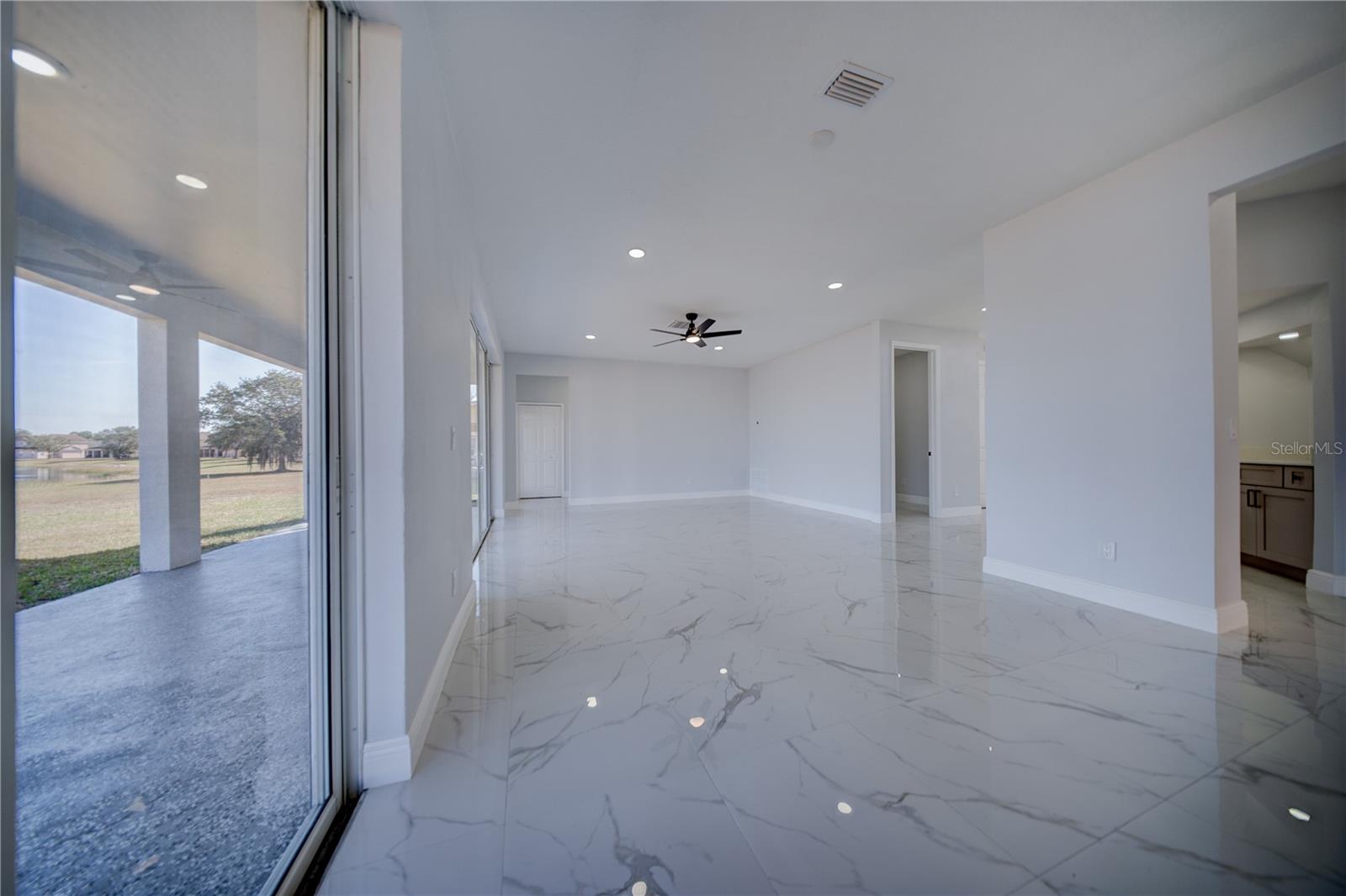 BRIGHTON LAKES - Residential