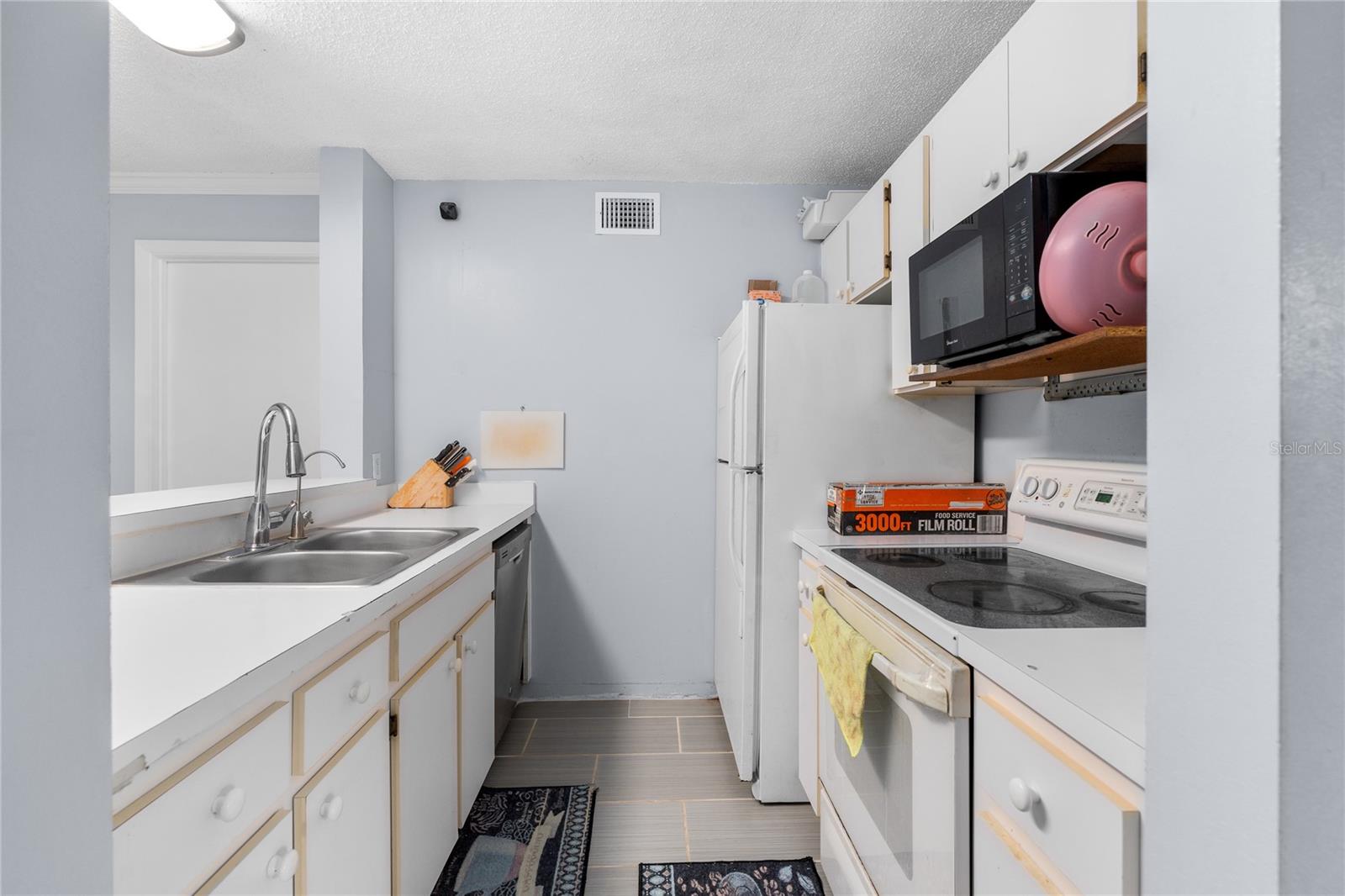 3921 SW 34TH STREET 211