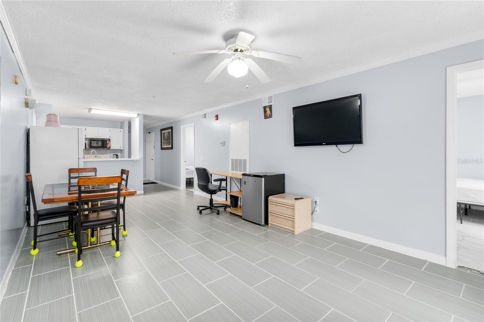 3921 SW 34TH STREET 211