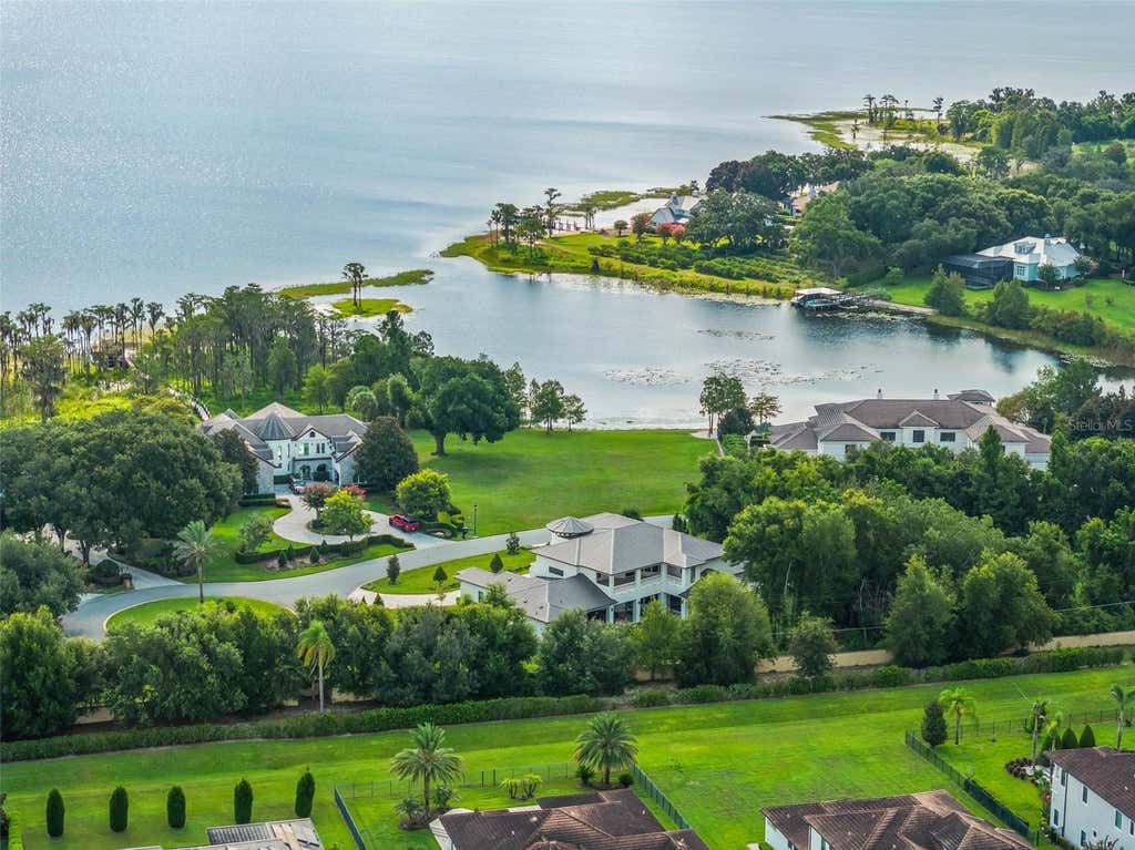 Photo of 12624 Park Avenue, Windermere, FL 34786 (MLS # O6429787)